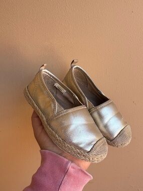 Oshkosh Bgosh girls shoes